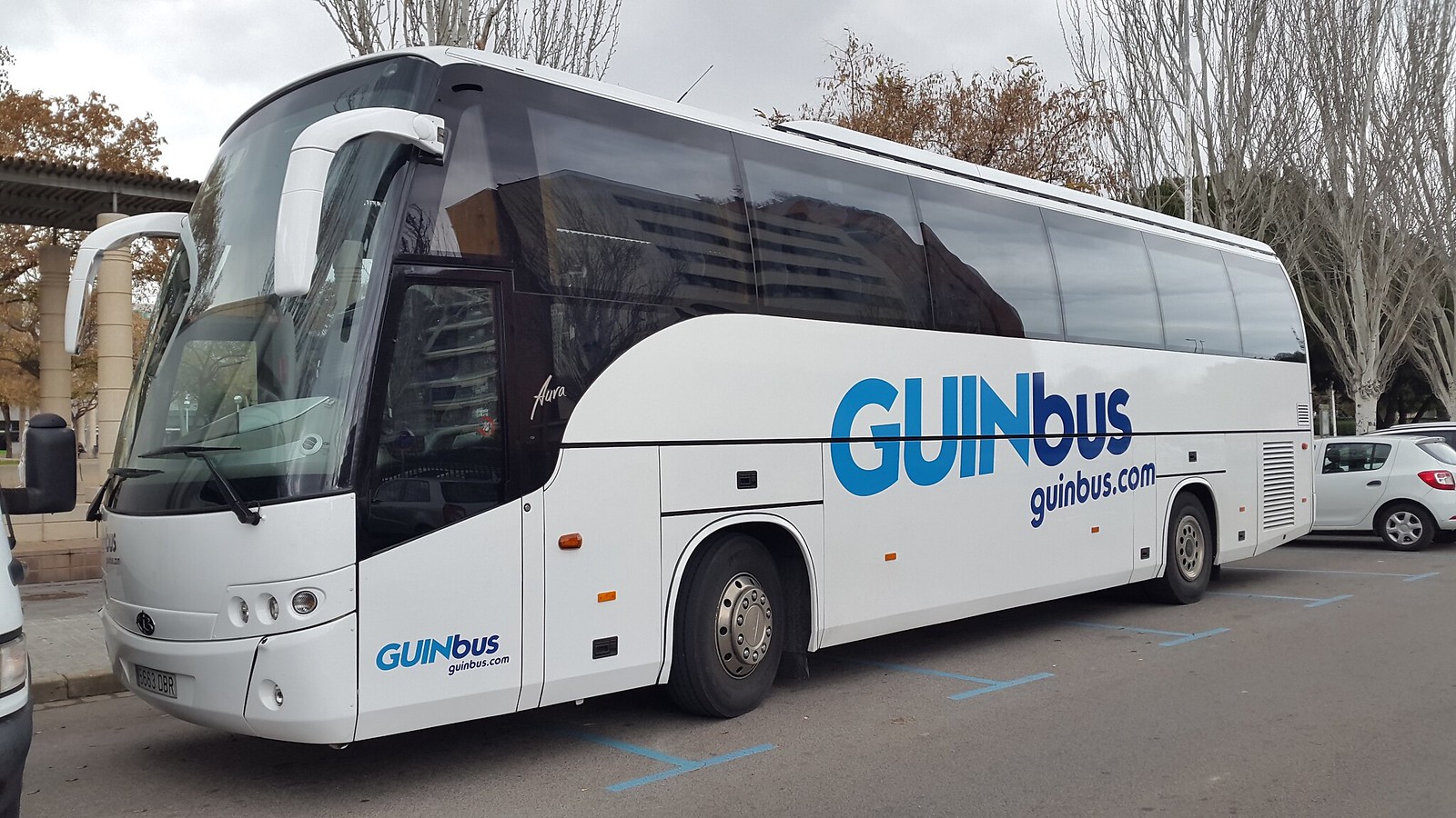 alquiler autobuses excursiones barcelona